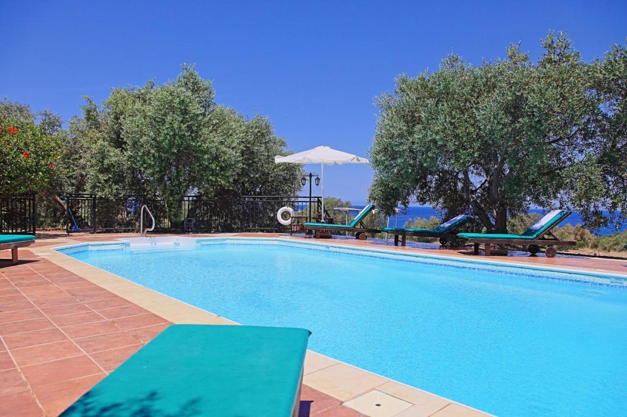פומוס Marilena Sunset Villa 1 מראה חיצוני תמונה