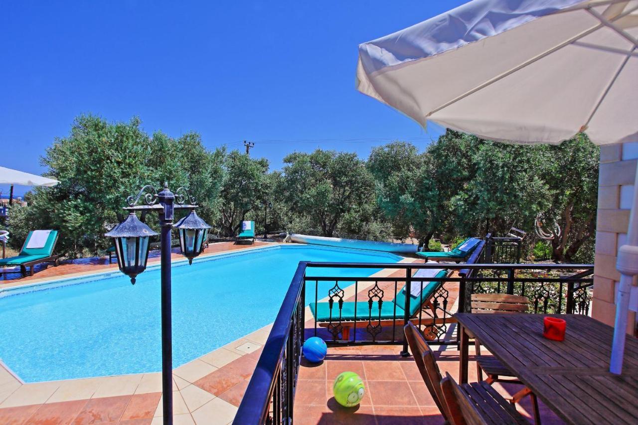 פומוס Marilena Sunset Villa 1 מראה חיצוני תמונה