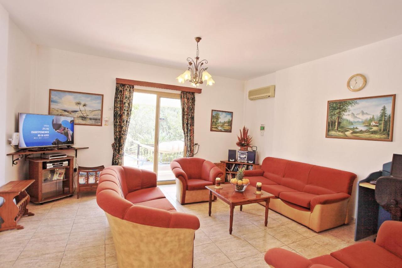 פומוס Marilena Sunset Villa 1 מראה חיצוני תמונה
